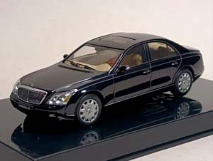 MAYBACH 57 SWB -2003 AUTOART 1:43