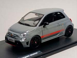 FIAT ABARTH 695 -XSR EDITION 1:18 SOLIDO