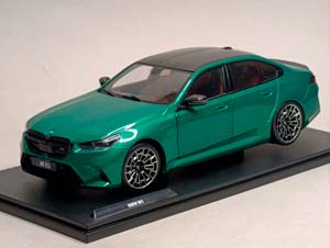 BMW M5 (G90) -2025 SOLIDO 1:18