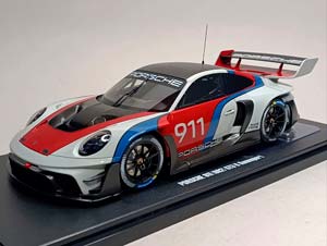 PORSCHE 911 (992) GT3 R RENNSPORT 1:18