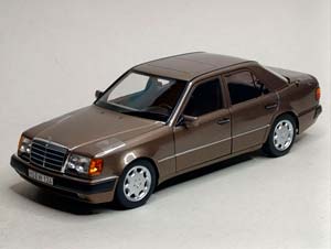 MERCEDES E500 (W124) 500 E -1990 NOREV 1:18