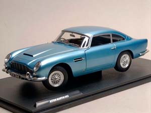 ASTON MARTIN DB5 -1964 SOLIDO 1:18