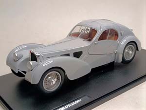 BUGATTI TYPE 57 SC ATLANTIC 1:18 SOLIDO