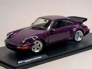 PORSCHE 911 (964) TURBO 1:18 SOLIDO
