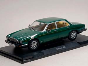 JAGUAR XJ SERIES 3 -1979 GREEN MCG 1:18