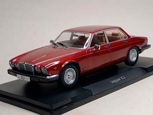 JAGUAR XJ SERIES 3 -1979 RED MCG 1:18