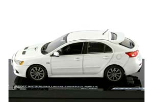 MITSUBISHI LANCER SPORTBACK RALLIART БЕЛЫЙ ПЕРЛАМУТР — фото 3