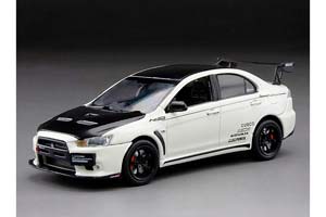 MITSUBISHI LANCER EVO X 2011 WHITE METALLIC/BLACK — фото 5