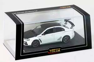 MITSUBISHI LANCER EVO X 2011 WHITE METALLIC/BLACK — фото 8