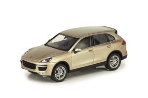 PORSCHE CAYENNE TURBO 2015 — фото 12