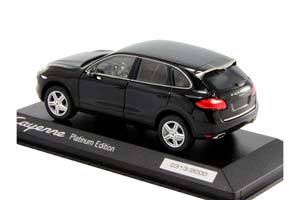 PORSCHE CAYENNE 2014 PLATINUM EDITION ЧЕРНЫЙ — фото 4