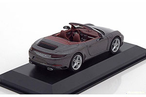 PORSCHE 911 (991/II) CARRERA 4 CONVERTIBLE 2016 GREY METALLIC — фото 2