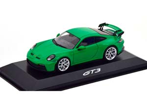 PORSCHE 992 (911) GT3 ЗЕЛЕНЫЙ