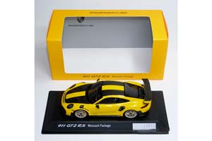 PORSCHE 911 GT2 RS 991 2017 YELLOW CARBON — фото 3