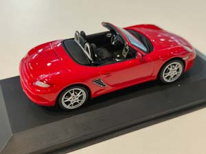 PORSCHE BOXTER S SPIDER 2009 КРАСНЫЙ (БОКС МОЖЕТ ИМЕТЬ ПОТЕРТОСТИ ИЛИ ТРЕЩИНЫ) — фото 2
