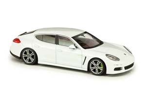PORSCHE PANAMERA S E-HYBRID 2014 WHITE / ПОРШЕ ПАНАМЕРА ГИБРИД БЕЛЫЙ — фото 3