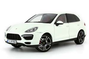 PORSCHE CAYENNE TURBO S 2015 WHITE 