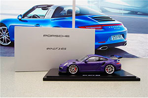 PORSCHE 911 GT3 RS — фото 8