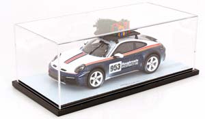 PORSCHE 911 (992) DAKAR CHRISTMAS EDITION 2024 BLUE WHITE RED — фото 3