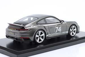 PORSCHE 911 (992) TURBO S HERITAGE DESIGN PACKAGE 50 YEARS #74 AVENTURINE GREEN — фото 2
