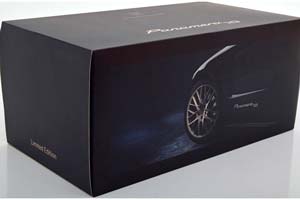 PORSCHE PANAMERA 10 YEARS EDITION WITH ROOF BOX 2020 BLACK METALLIC / ПОРШЕ ПАНАМЕРА С БАГАЖНИКОМ ЧЕРНЫЙ — фото 5