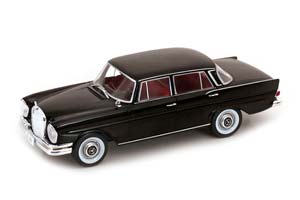MERCEDES-BENZ 220 (W110) 1959 BLACK