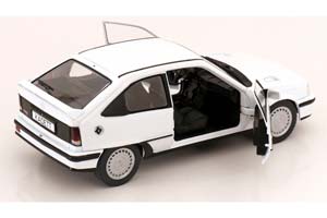 OPEL KADETT E GSI WHITE — фото 3