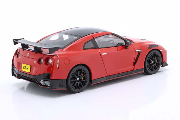 NISSAN GT-R NISMO RED — фото 2