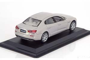 MASERATI QUATTROPORTE GTS 2013 METALLIC HLIGHT GREY — фото 2