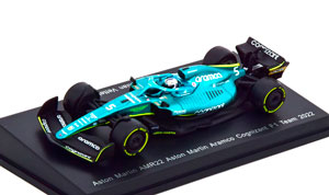ASTON MARTIN AMR22 DRIVER: VETTEL 2022 (ДЛИНА МОДЕЛИ 6-10 СМ)