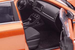 SKODA KAROQ РЕСТАЙЛИНГ 2021, ОРАНЖЕВЫЙ МЕТАЛЛИК — фото 13