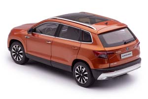 SKODA KAROQ РЕСТАЙЛИНГ 2021, ОРАНЖЕВЫЙ МЕТАЛЛИК — фото 5