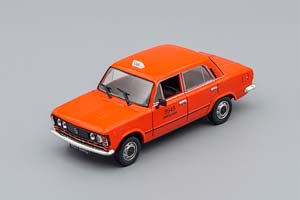 FIAT 125P TAXI, RED